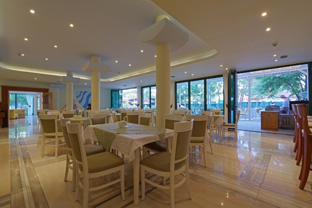 Perla Plaza Hotel Приморсько Екстер'єр фото